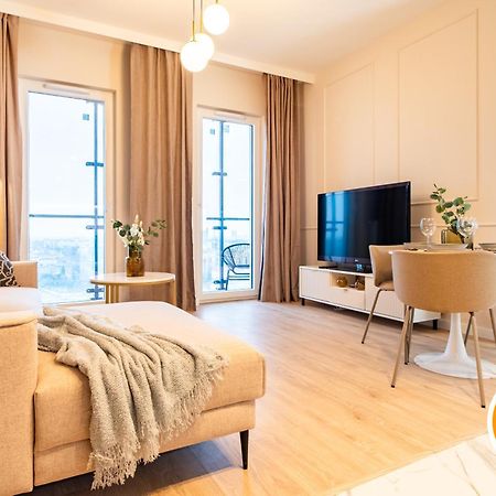 Apartamentysnu, Wola Tower Z Parkingiem Varsóvia Exterior foto